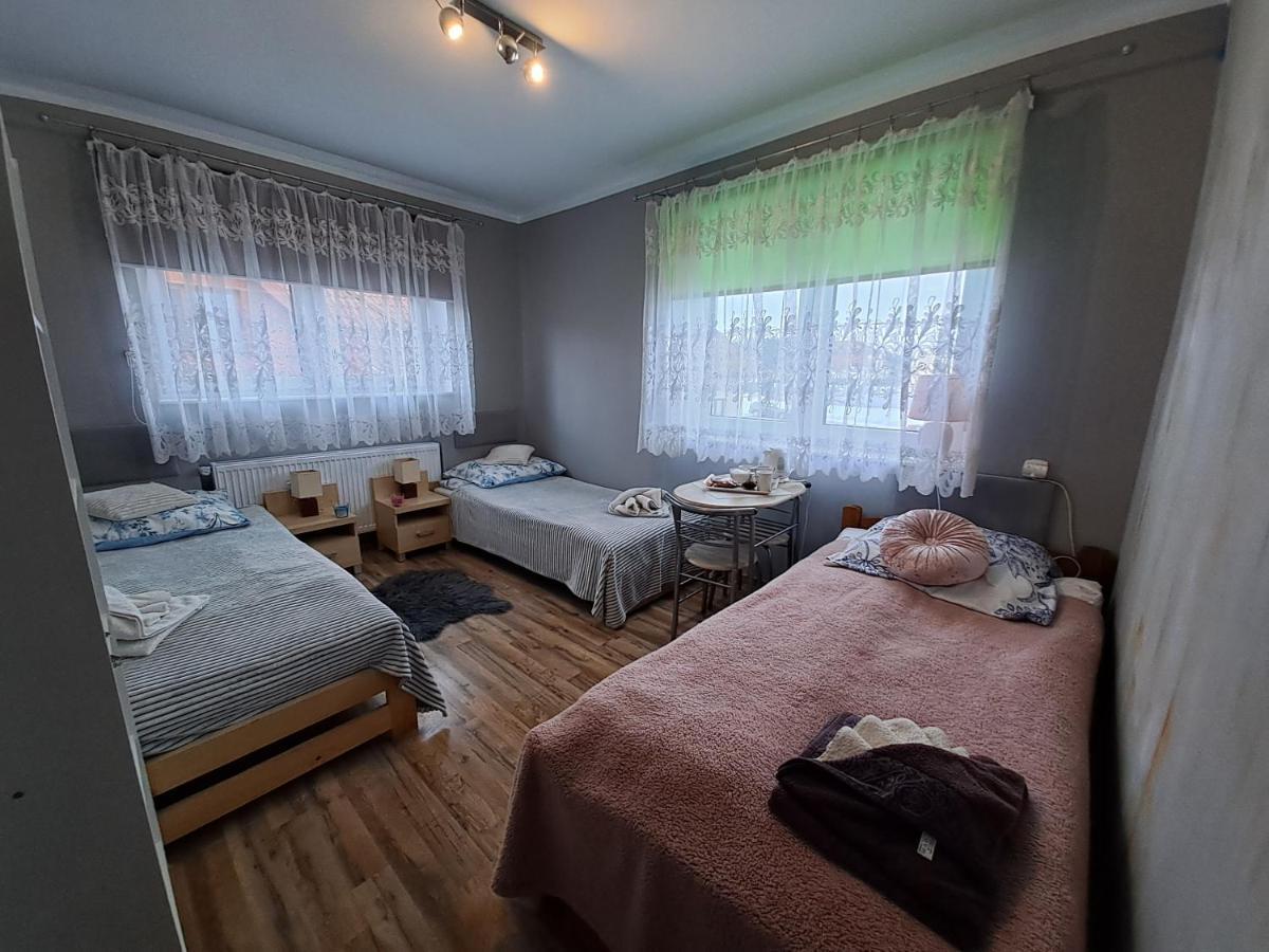 Pokoje Goscinne U Grazynki Nowy Sącz Exteriör bild