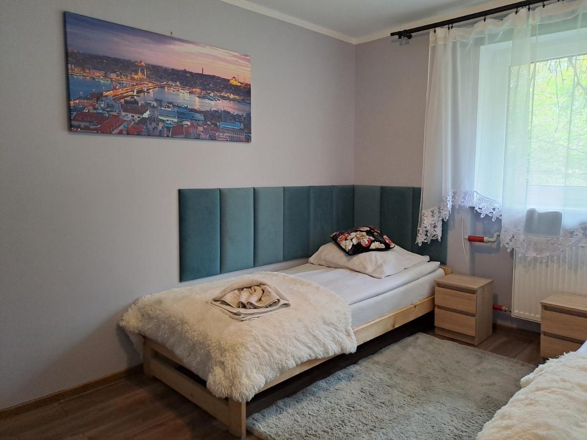 Pokoje Goscinne U Grazynki Nowy Sącz Exteriör bild